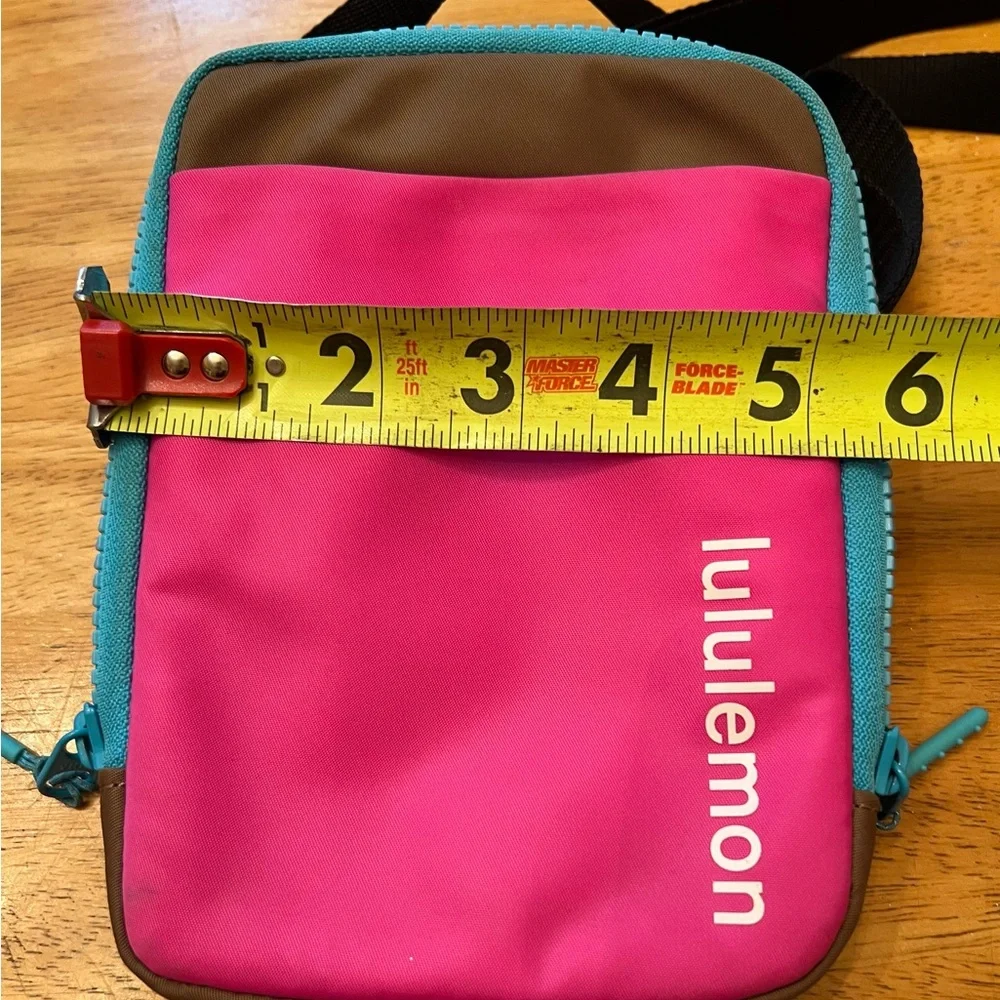 Lululemon Athletica Pink and Blue Crossbody Bag Stylish and Compact - Picture 6 of 7